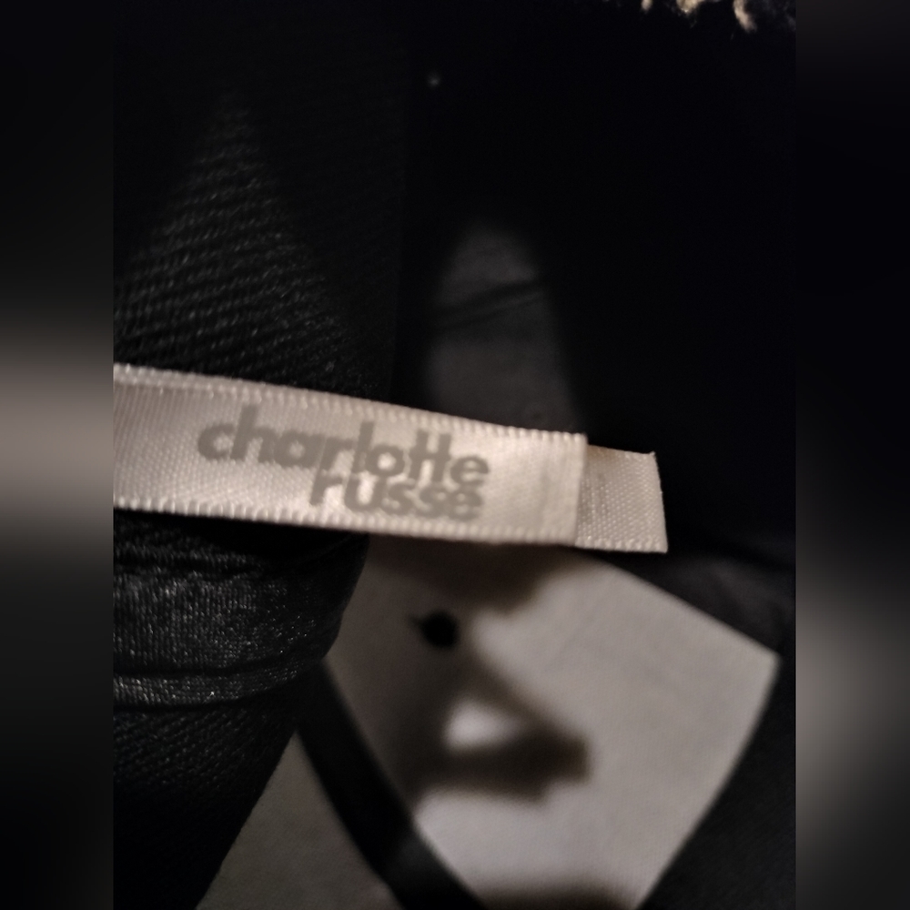 Cheetah print hat - Picture 3 of 3